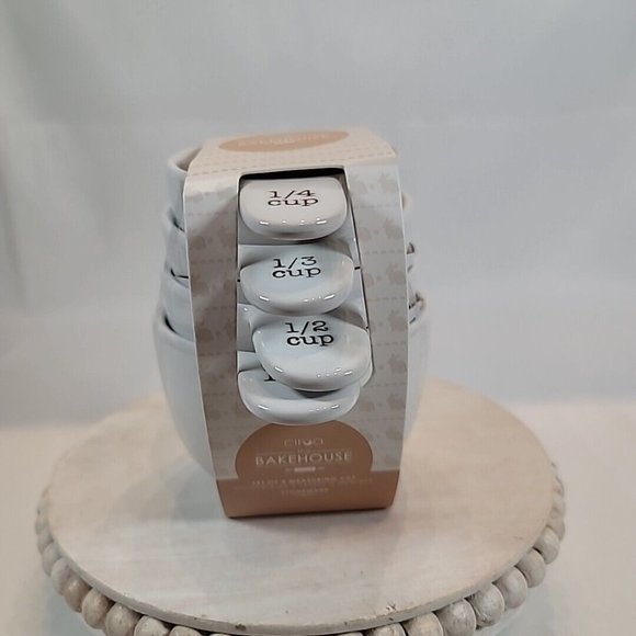 Bakehouse Set Of 4 Easter Rabbit Bunny Ceramic Stacking Measuring Cups NEW - Picture 5 of 6